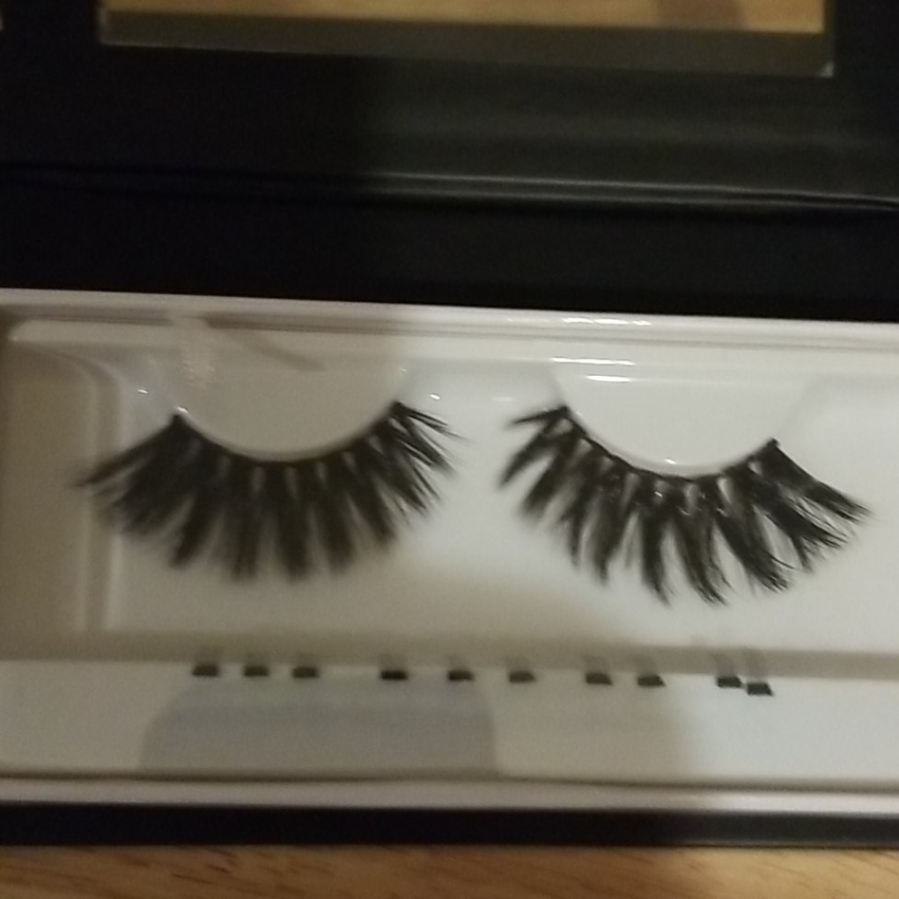 Tori Belle Cocktail Party Lashes